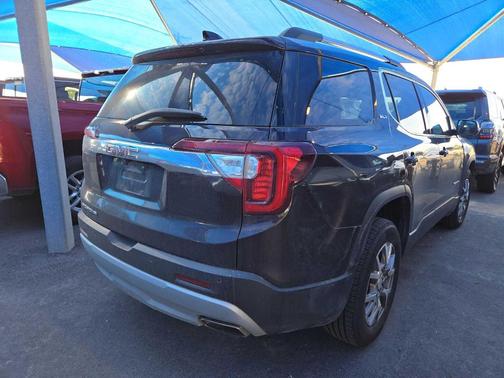 2021 GMC Acadia SLT