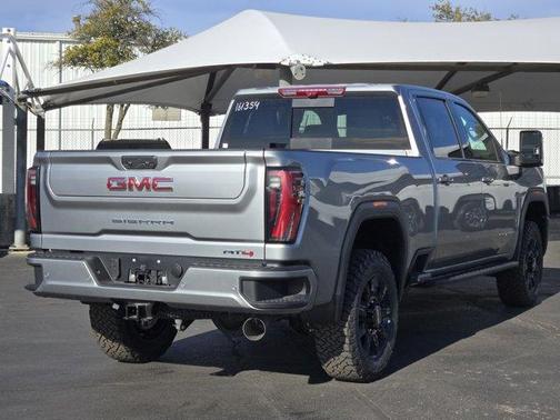 2026 GMC Sierra 2500 AT4
