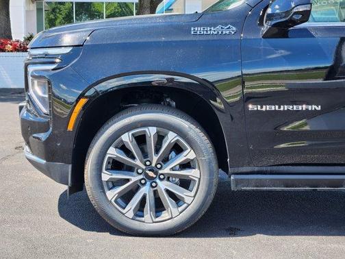 2025 Chevrolet Suburban High Country