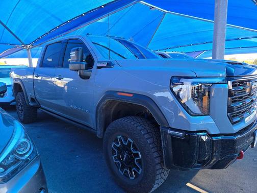 2025 GMC Sierra 2500 AT4X