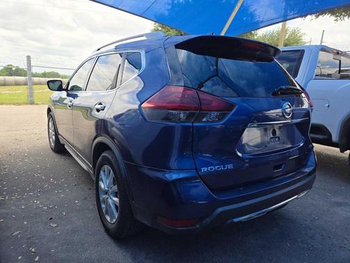 Caspian Blue 2018 Nissan Rogue SV