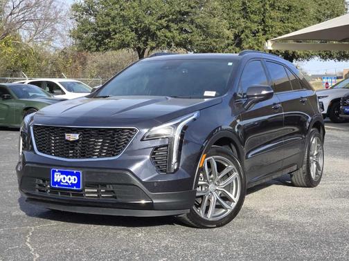 2023 Cadillac XT4 Sport