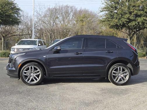 2023 Cadillac XT4 Sport