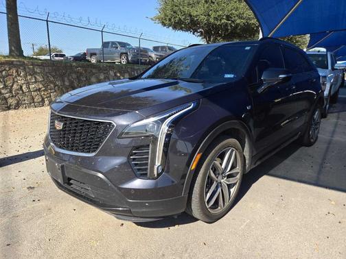 2023 Cadillac XT4 Sport