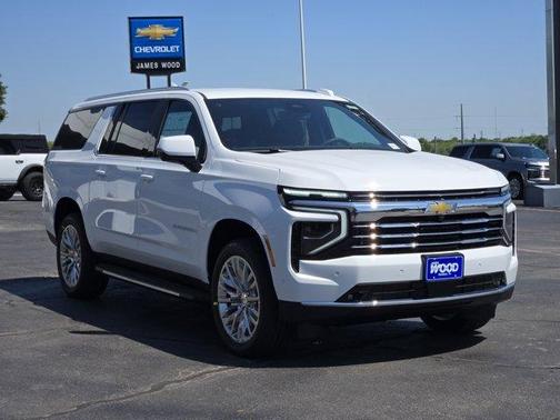 Summit White 2026 Chevrolet Suburban LT