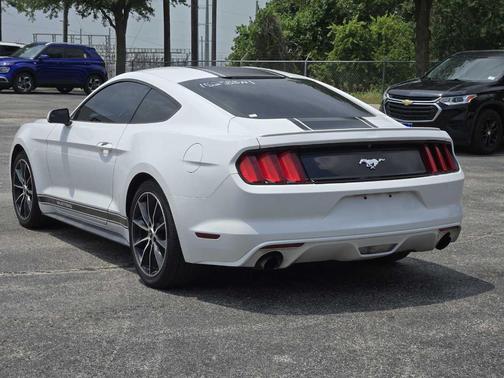2016 Ford Mustang EcoBoost