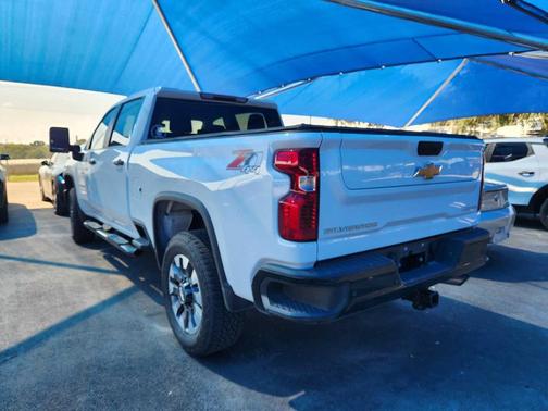 2024 Chevrolet Silverado 2500 Custom