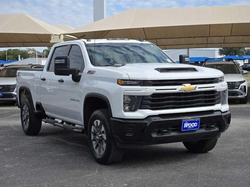 2024 Chevrolet Silverado 2500 Custom