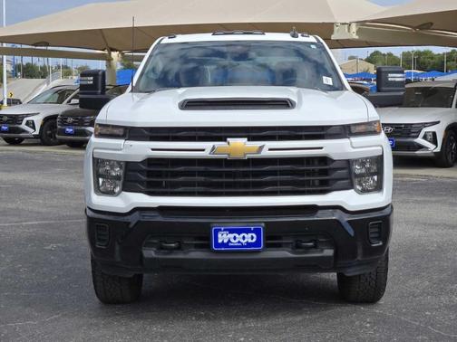 2024 Chevrolet Silverado 2500 Custom