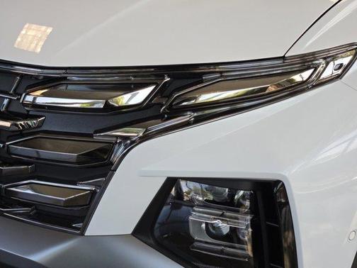 Pearl 2026 Hyundai TUCSON Plug-In Hybrid Limited