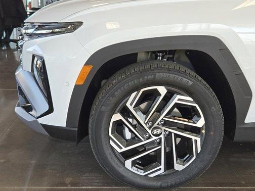 Pearl 2026 Hyundai TUCSON Plug-In Hybrid Limited