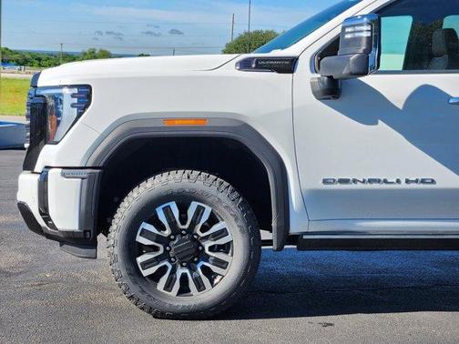 2025 GMC Sierra 2500 Denali Ultimate