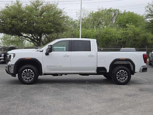 2025 GMC Sierra 2500 SLE