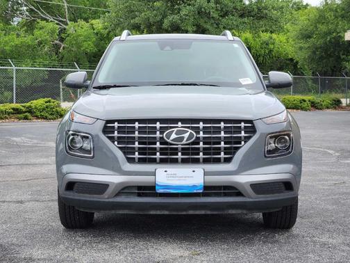 2022 Hyundai VENUE SEL