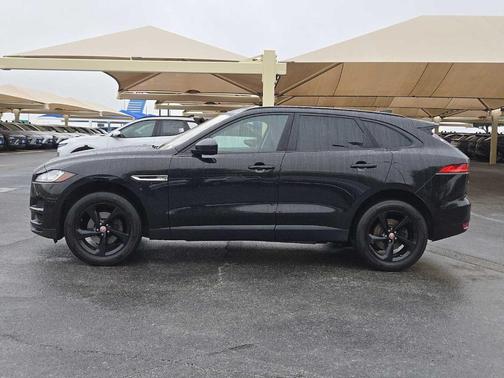2018 Jaguar F-PACE 25t Premium