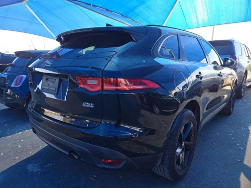 2018 Jaguar F-PACE 25t Premium