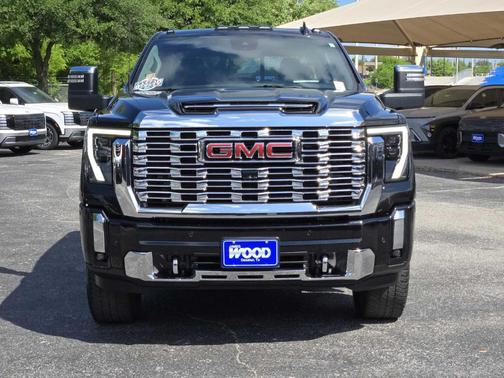 2025 GMC Sierra 3500 Denali