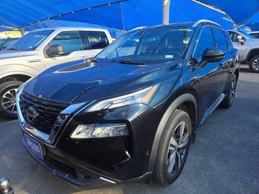 2022 Nissan Rogue SL