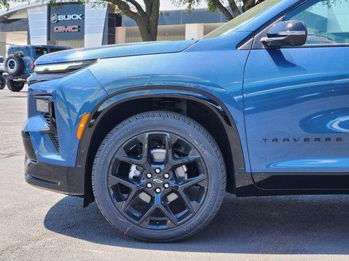 2025 Chevrolet Traverse RS