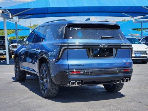2025 Chevrolet Traverse RS