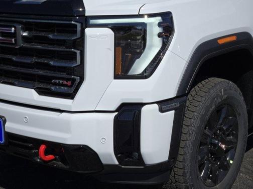 2026 GMC Sierra 2500 AT4