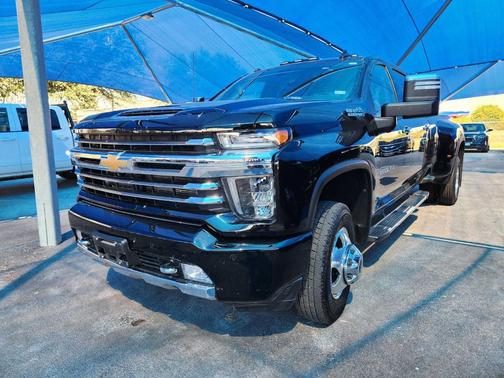 2023 Chevrolet Silverado 3500 High Country