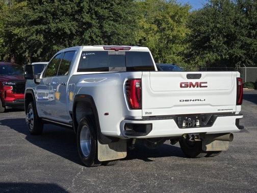 2024 GMC Sierra 3500 Denali