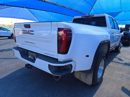 2024 GMC Sierra 3500 Denali