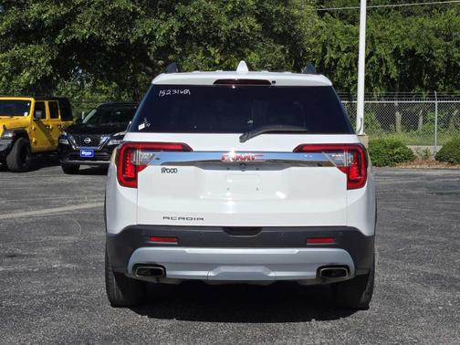 2020 GMC Acadia SLT