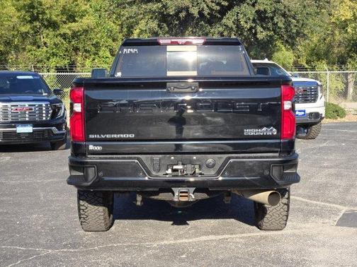 2022 Chevrolet Silverado 3500 High Country