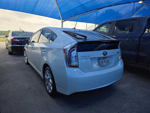 2014 Toyota Prius Three