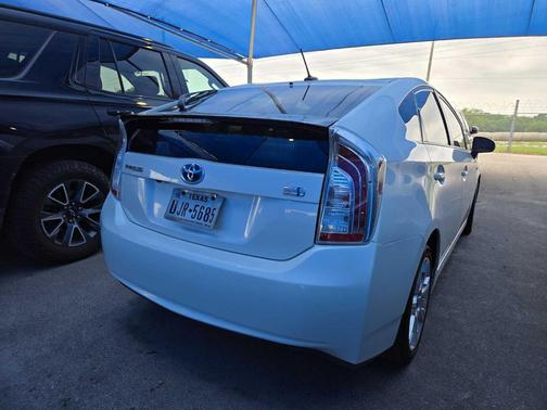 2014 Toyota Prius Three