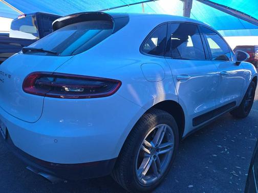 2018 Porsche Macan S
