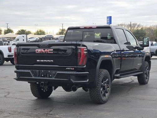 2026 GMC Sierra 2500 AT4