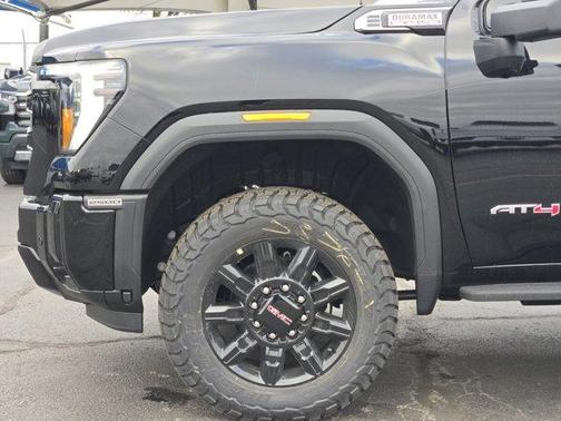 2026 GMC Sierra 2500 AT4