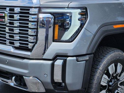 2025 GMC Sierra 2500 Denali