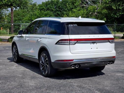 Pristine White 2020 Lincoln Aviator Reserve AWD