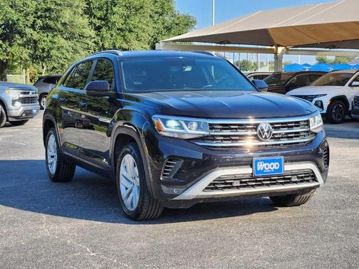 2022 Volkswagen Atlas Cross Sport 3.6L V6 SE w/Technology