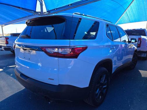 2021 Chevrolet Traverse RS