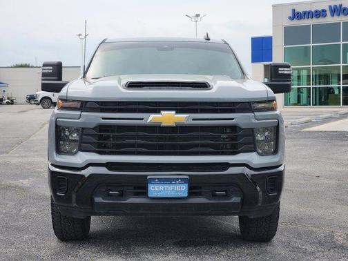 2024 Chevrolet Silverado 2500 Custom