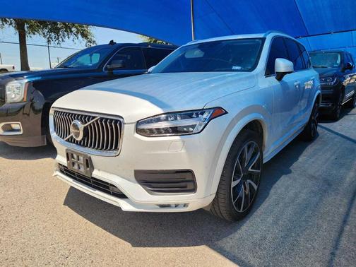 2020 Volvo XC90 T6 Momentum 7 Passenger