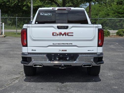 Summit White 2024 GMC Sierra 1500 SLT