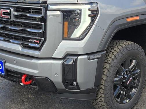 2025 GMC Sierra 2500 AT4