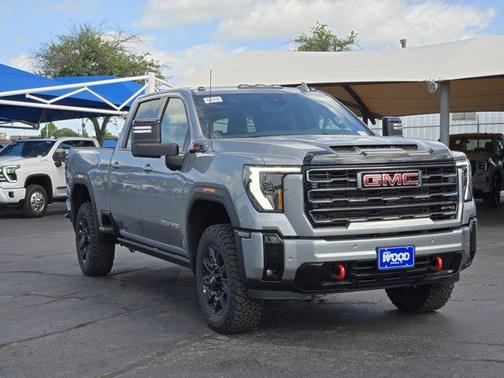 2025 GMC Sierra 2500 AT4
