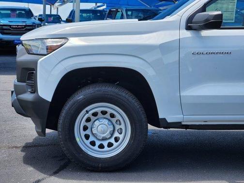 2025 Chevrolet Colorado WT