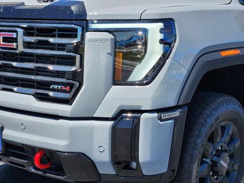 2025 GMC Sierra 2500 AT4