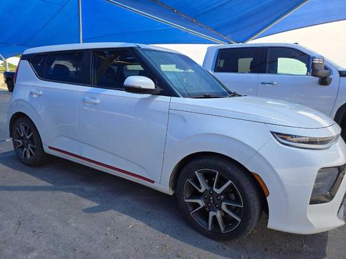 Snow White Pearl 2020 Kia Soul GT-Line 1.6L