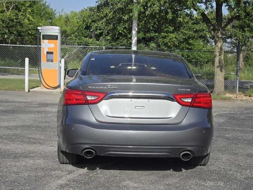 2017 Nissan Maxima 3.5 Platinum