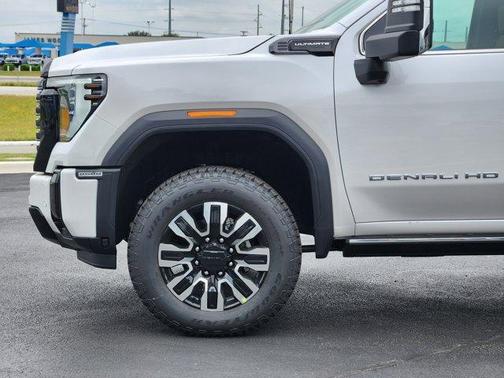 2025 GMC Sierra 2500 Denali Ultimate