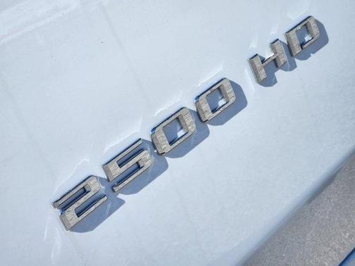 2025 Chevrolet Silverado 2500 WT